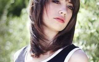 Прическа вальс на средние волосы с челкой